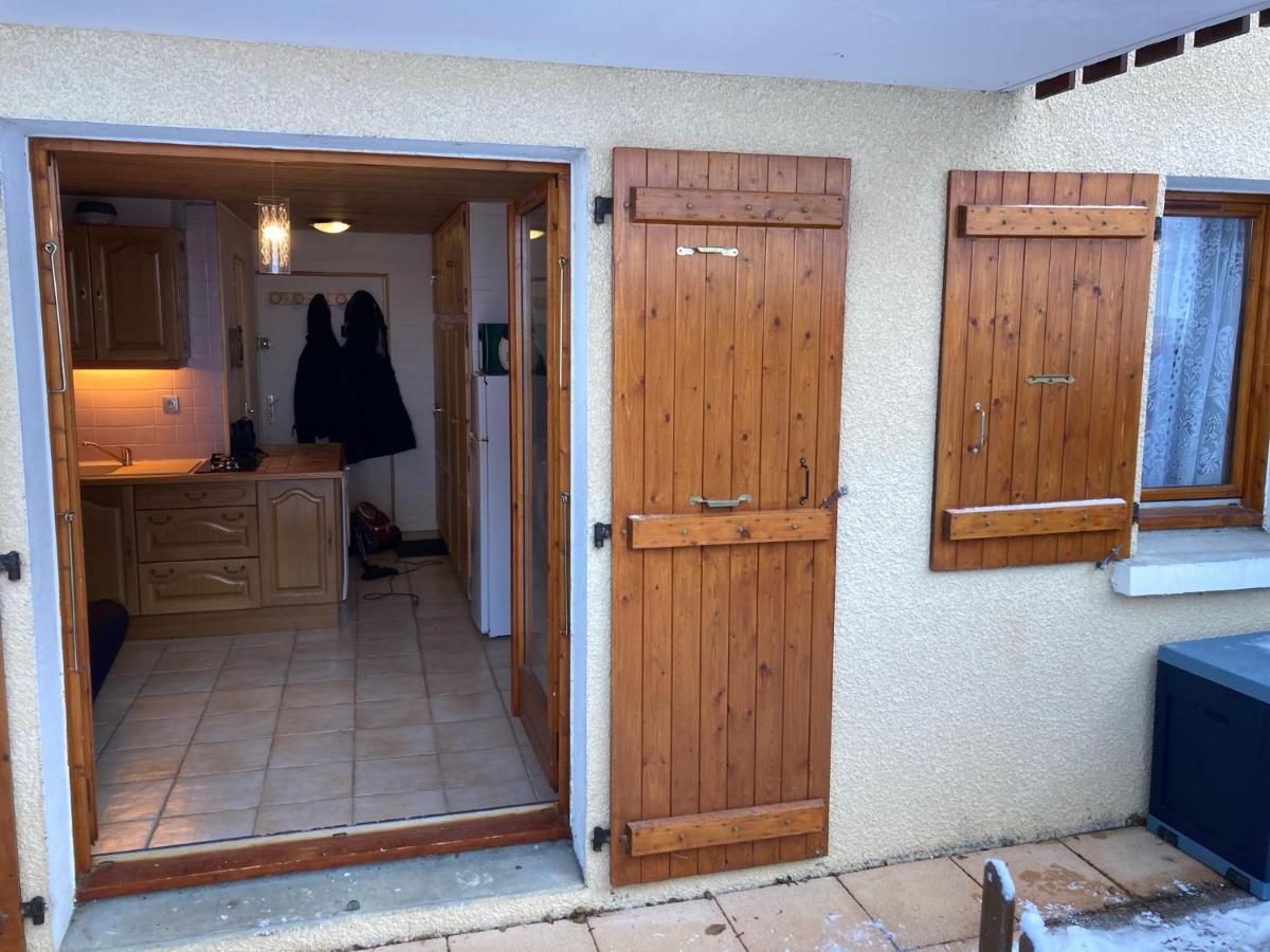 Appartement 2 Pieces Pieds Des Pistes Terrasse Face A La Montagne Берне Екстериор снимка